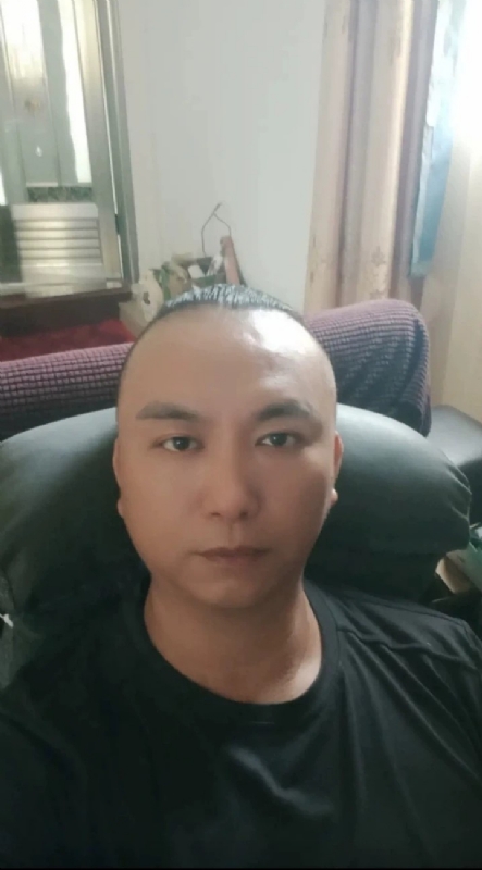 施逸森的第一张照片--石狮交友中心